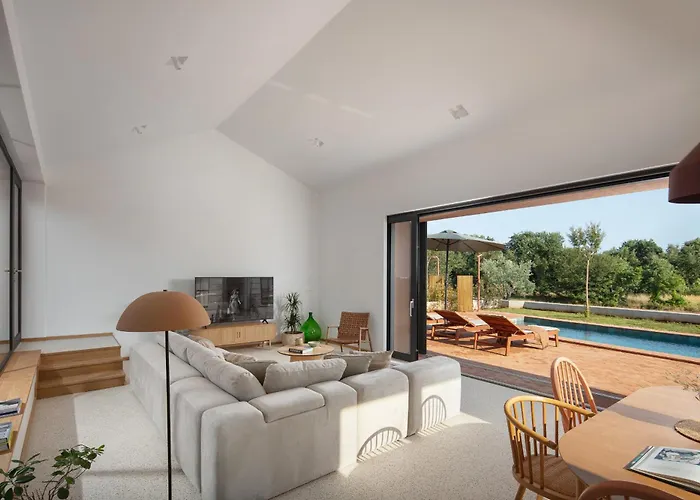 Вилла Casa Maria For 6 People In Only 1 Km From The Ровинь